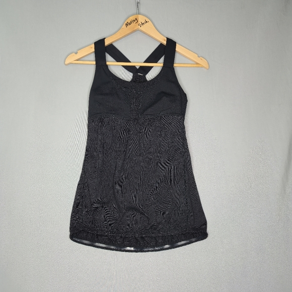 Lululemon Run: Stuff Your Bra Black Tank Top Size 6 - Picture 1 of 7